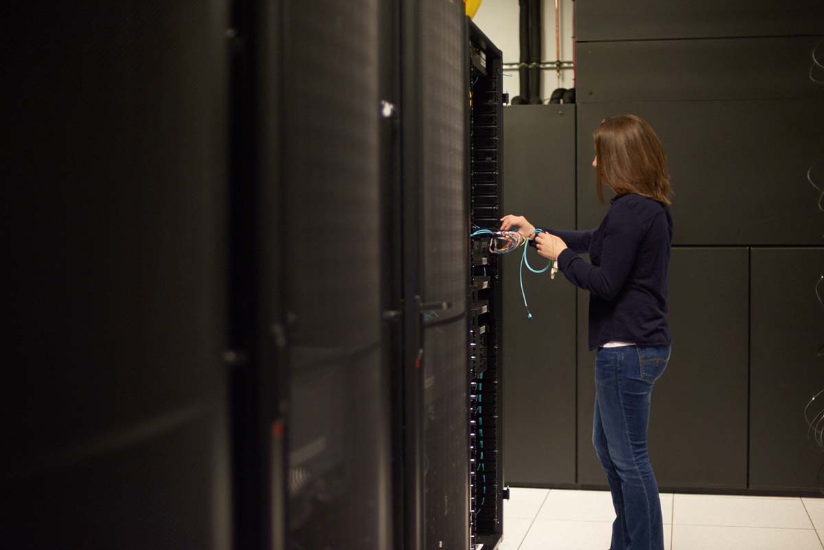 सर्वर प्रावधान